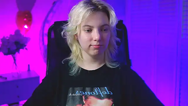 Snapshot of RocKStone_ chatting on March 7, 4:24 am RocKStone  online show from March 7, 4:24 am