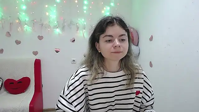 TinaRedly online show from September 21, 5:56 am