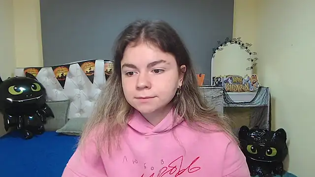 TinaRedly online show from November 4, 6:50 am