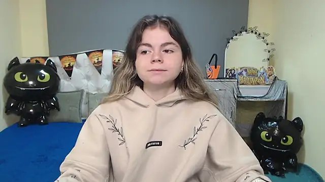 TinaRedly online show from October 23, 6:01 am