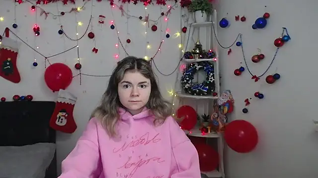 TinaRedly online show from December 18, 7:07 pm