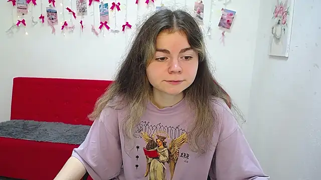 TinaRedly online show from May 18, 5:18 pm