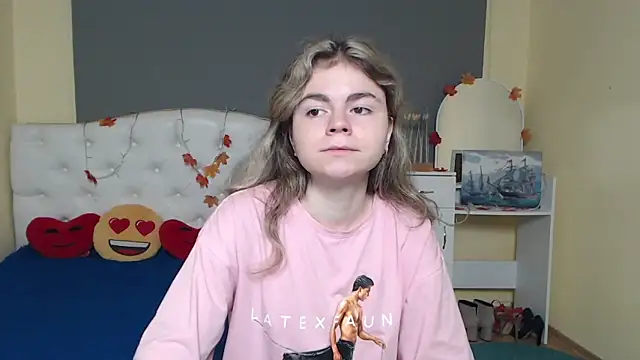 TinaRedly online show from November 22, 12:26 pm