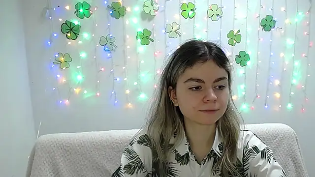 TinaRedly online show from March 16, 9:26 pm