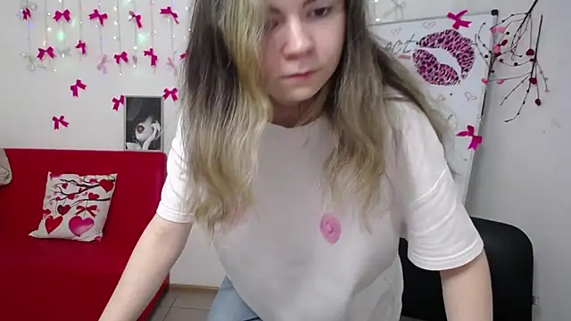 TinaRedly online show from March 12, 7:12 am