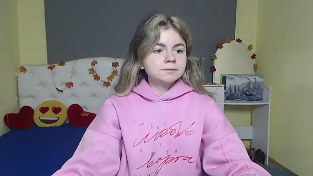 TinaRedly online show from November 14, 6:50 am