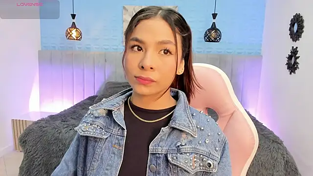 amira cute2 online show from June 12, 10:46 am