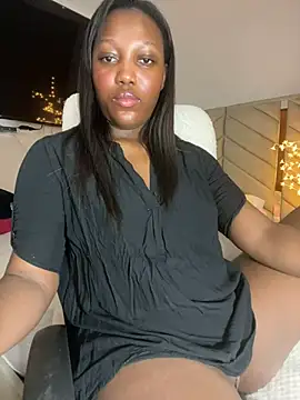 Snapshot of kellya_ chatting on February 6, 9:38 pm kellya online show from February 6, 9:38 pm