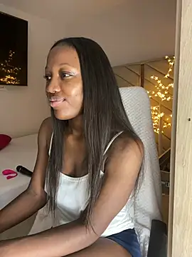 kellya  online show from April 10, 8:38 pm