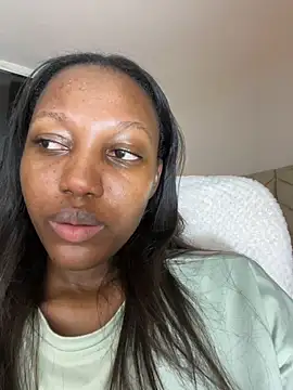 kellya  online show from December 18, 11:52 pm