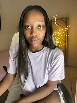 kellya  online show from April 5, 9:43 pm