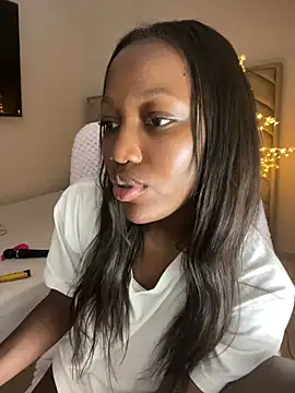 kellya  online show from April 17, 9:39 pm