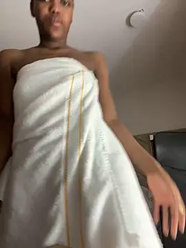 Snapshot of kellya_ chatting on September 10, 1:10 pm kellya online show from September 10, 1:10 pm