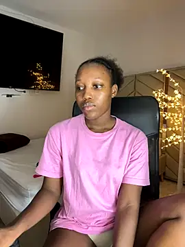 Snapshot of kellya_ chatting on November 5, 11:30 pm kellya online show from November 5, 11:30 pm