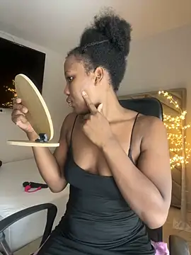 Snapshot of kellya_ chatting on November 9, 10:47 pm kellya online show from November 9, 10:47 pm