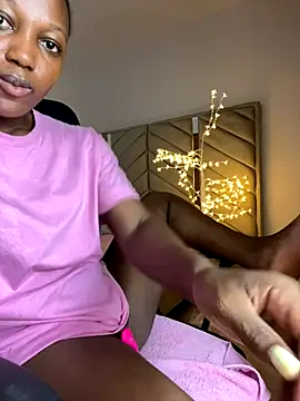 Snapshot of kellya_ chatting on September 13, 11:38 pm kellya online show from September 13, 11:38 pm