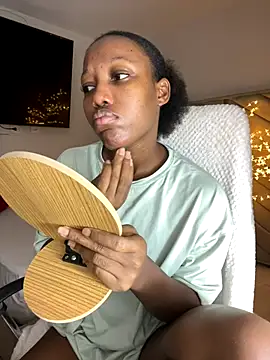 Snapshot of kellya_ chatting on November 14, 11:41 pm kellya online show from November 14, 11:41 pm