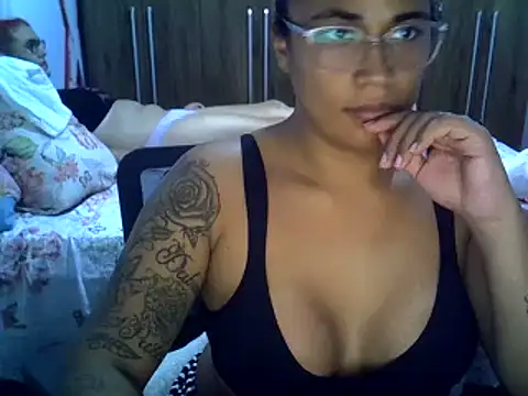 borboletatrans online show from January 26, 8:02 pm