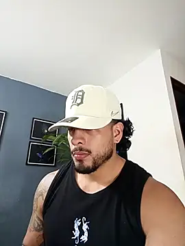 SilvaBranko online show from November 22, 1:59 am