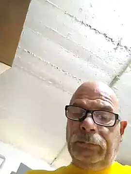 bottomhairy online show from May 12, 3:07 pm