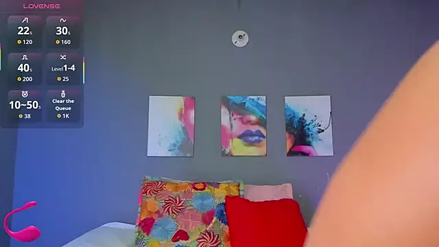 Snapshot of MadissonShakur chatting on July 14, 6:03 pm MadissonShakur online show from July 14, 6:03 pm
