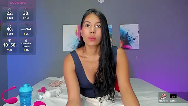 Snapshot of MadissonShakur chatting on June 25, 5:29 pm MadissonShakur online show from June 25, 5:29 pm