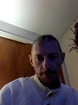 elmerfuddin87 online show from October 21, 3:06 am