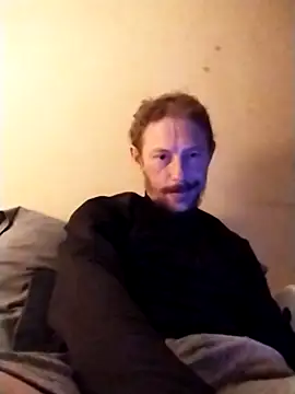 elmerfuddin87 online show from December 28, 7:22 am