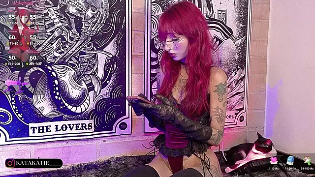 Snapshot of Abbeey chatting on November 11, 10:26 pm Abbeey online show from November 11, 10:26 pm