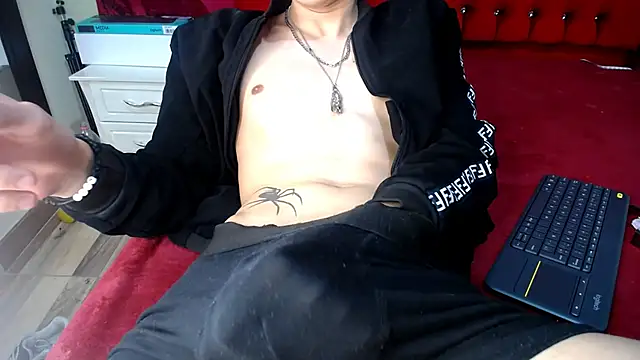 Snapshot of _Thomas_hot_ chatting on March 18, 4:07 am Thomas hot online show from March 18, 4:07 am