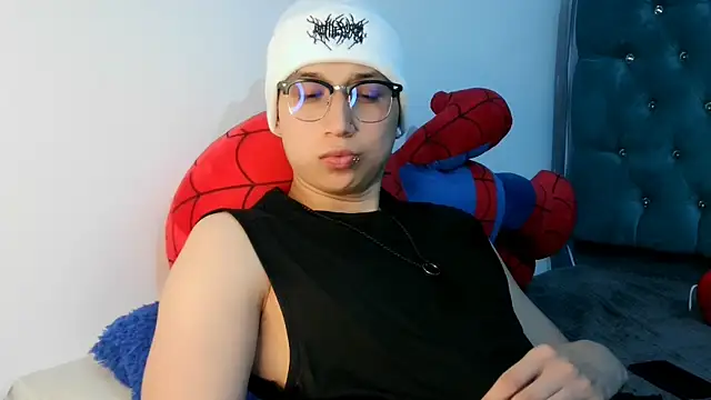  Thomas hot  online show from March 3, 4:08 am