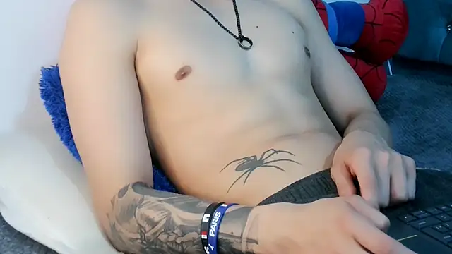  Thomas hot  online show from March 5, 4:42 am