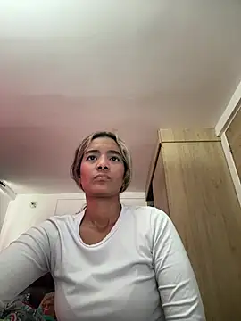 megan collins96 online show from May 27, 8:27 pm