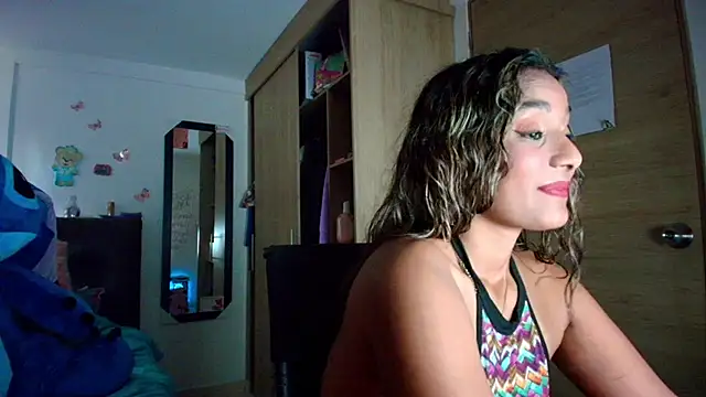 megan collins96 online show from March 26, 8:40 pm