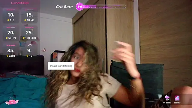 Snapshot of megan_collins96 chatting on December 16, 1:32 am megan collins96 online show from December 16, 1:32 am