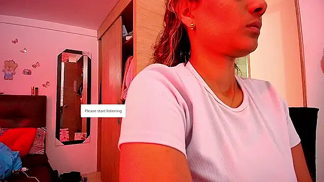 megan collins96 online show from June 23, 9:24 pm