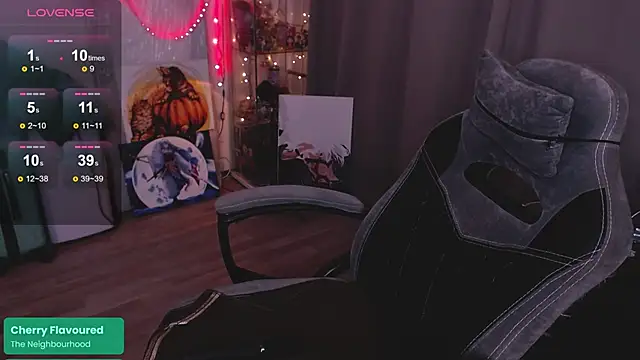 lissamuff online show from November 26, 4:18 pm