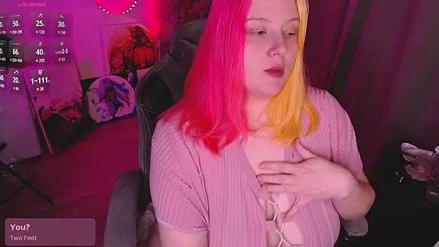 lissamuff online show from April 7, 4:31 pm