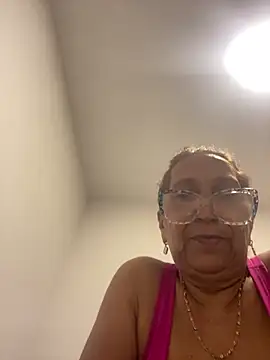 SWEET LOVER01 online show from April 2, 2:19 am