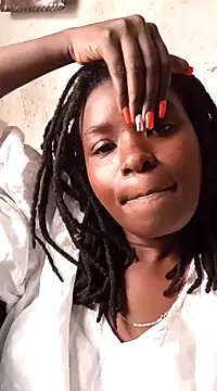 lauraporsi online show from February 18, 1:11 pm