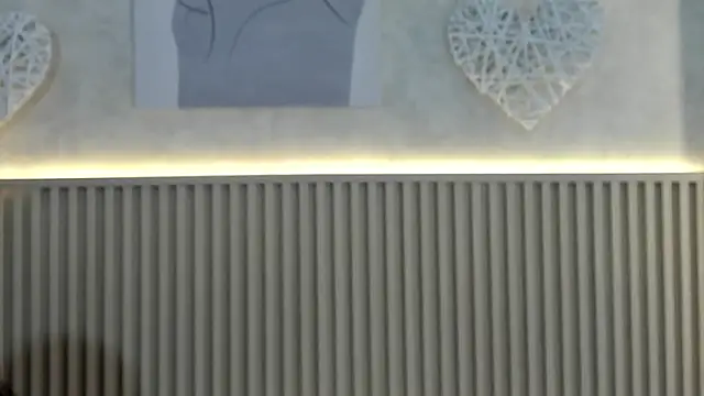 charlottebrowns  online show from February 26, 12:16 pm