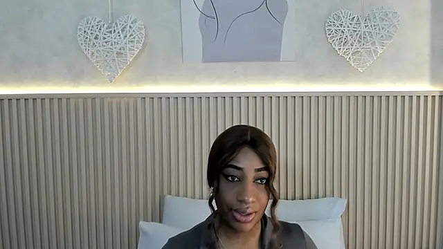 charlottebrowns  online show from November 29, 1:00 pm