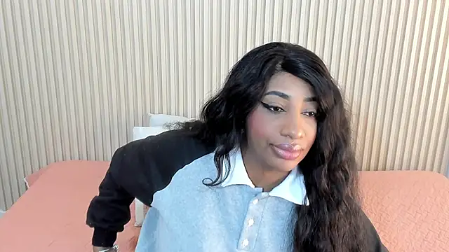 charlottebrowns  online show from November 14, 12:42 pm