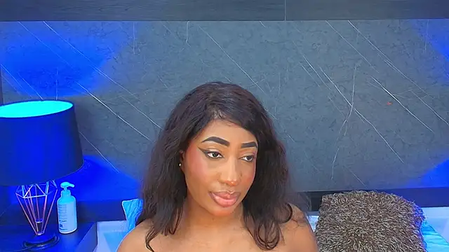 charlottebrowns  online show from March 18, 3:33 pm