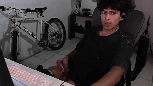 Thieves9 online show from October 12, 5:42 am