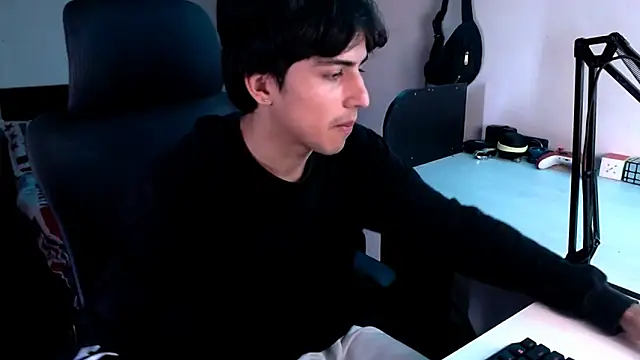 Thieves9 online show from January 25, 7:49 pm