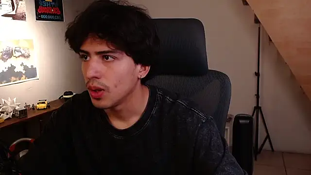 Thieves9 online show from April 1, 7:00 pm