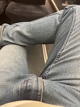 maleesa online show from April 15, 8:31 pm