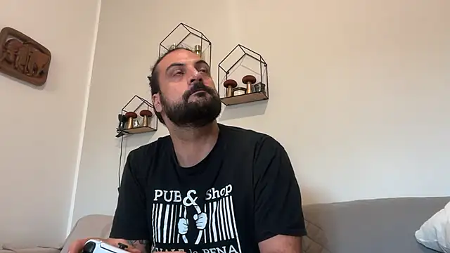 Snapshot of beardo85 chatting on November 13, 11:25 am beardo85 online show from November 13, 11:25 am