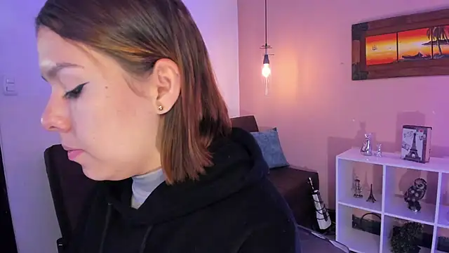 ArianaBaker online show from March 6, 1:46 pm